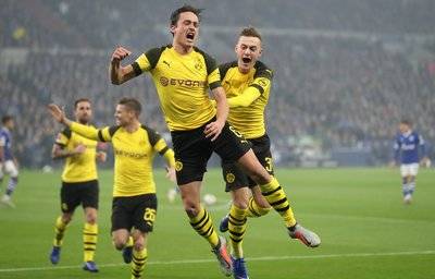 满冠官方入口 -多特蒙德发布备战花絮，赛后强势反弹，德甲任务艰巨，身体对抗强度拉满(多特蒙德门兴德甲)