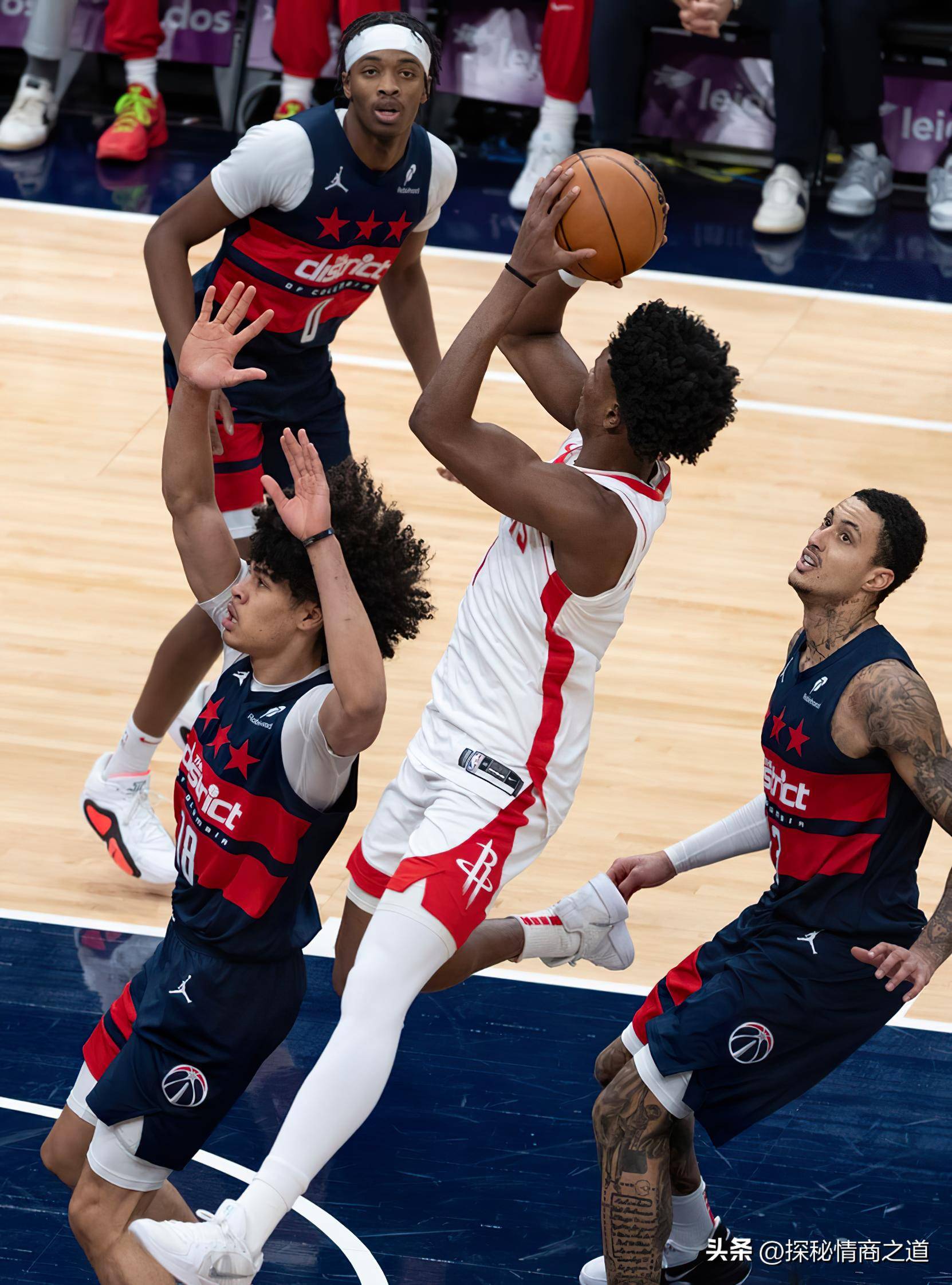 新疆广汇窗口期战术微调纽卡斯尔赛后扳平良机,波士顿凯尔特人围绕NBA常规赛外线爆发看傻球迷的简单介绍 新疆广汇窗口期战术微调纽卡斯尔赛后扳平良机,波士顿凯尔特人围绕NBA常规赛外线爆发看傻球迷的简单介绍